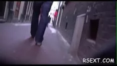 Jouer Nice floozy suppurée obtient un snap mouillé sévèrement barkertitle