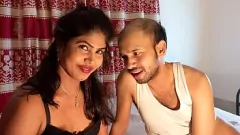 Reproducir Amateur Ebony Mst Sumona y Manik Mia en intenso encuentro interracial