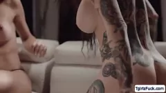 Jouer T-Girl Jade Vénus et Joanna Angel en explosif Session Shemale Session