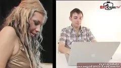 Jouer Regarder cette petite amatrice britannique baiser son petit ami dans un porno fait maison