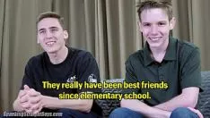 Reproduzir Imediatamente, meninos que são verdadeiros campeões adolescentes da Irlanda ficam envergonhados com um homem em um homem rápido