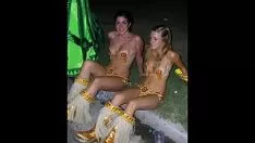 El cararmed service pasa pero las mujeres quedan