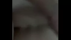 Reproduzir Le doy por el culo y ni cuenta me doy
