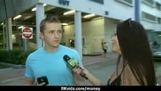 Reproduzir Quer fazer sexo por dinheiro 23
