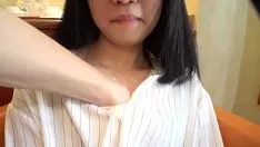Reproducir Em gai di hoc them o nha bạn (cera: malayplay.com)